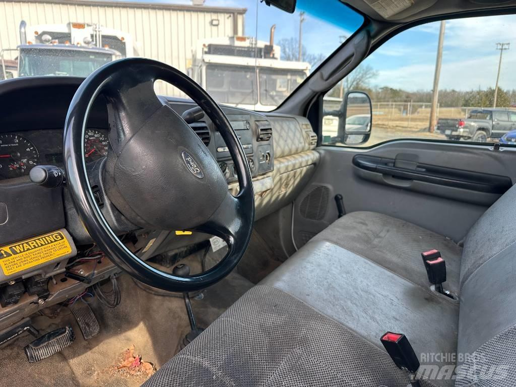 Ford F 450 Kita