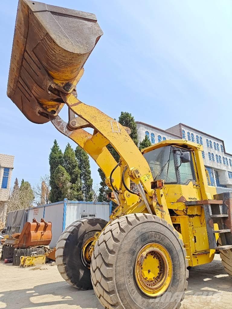 Komatsu WA 500 Naudoti ratiniai krautuvai