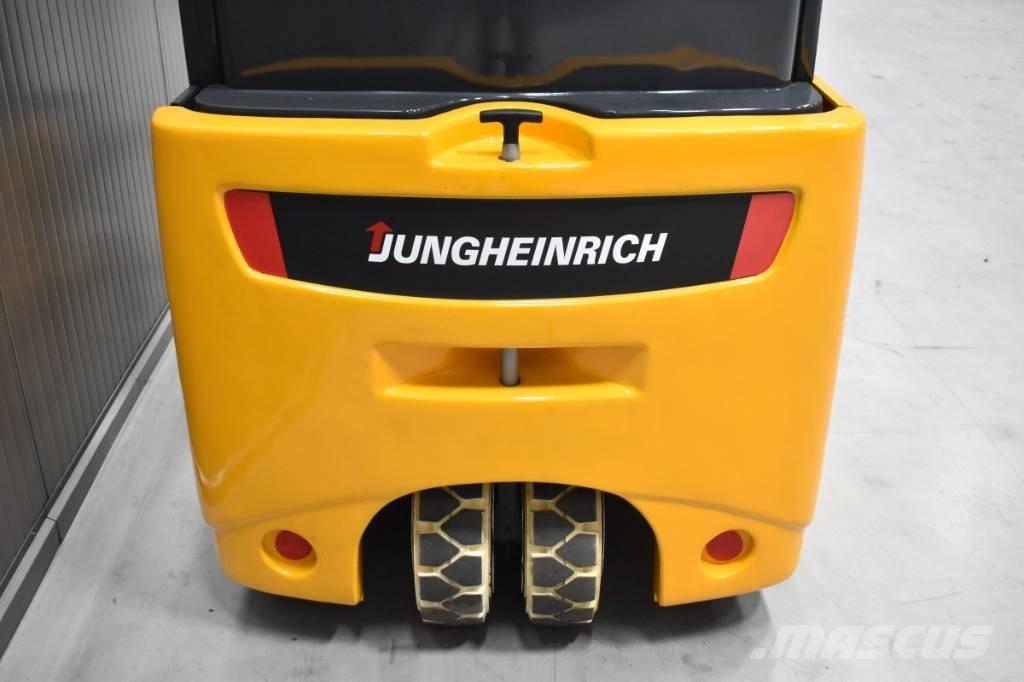 Jungheinrich EFG 216 Elektriniai šakiniai krautuvai