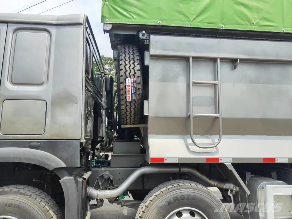 Howo 371 8x4 Savivarčių priekabų vilkikai