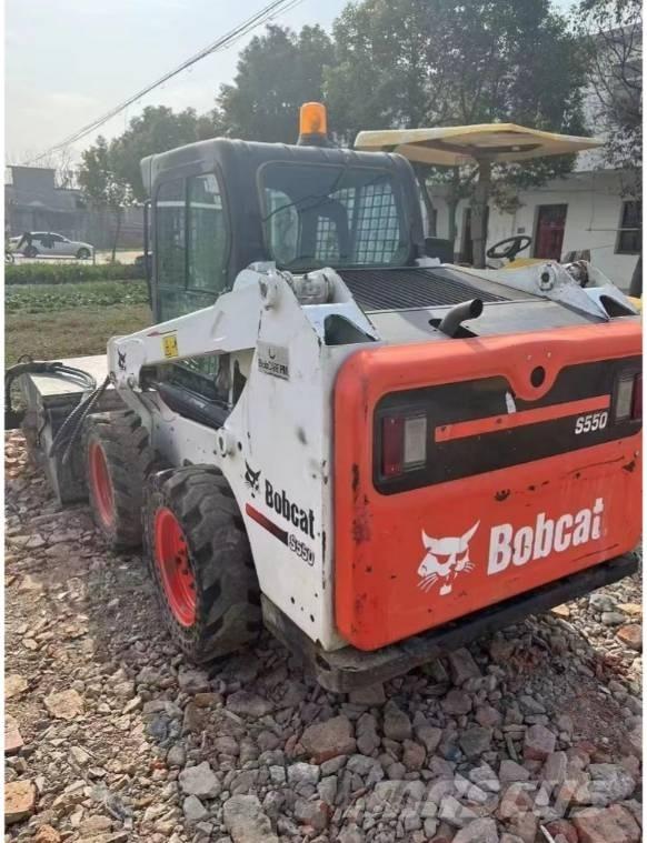 Bobcat S 550 Krautuvai su šoniniu pasukimu