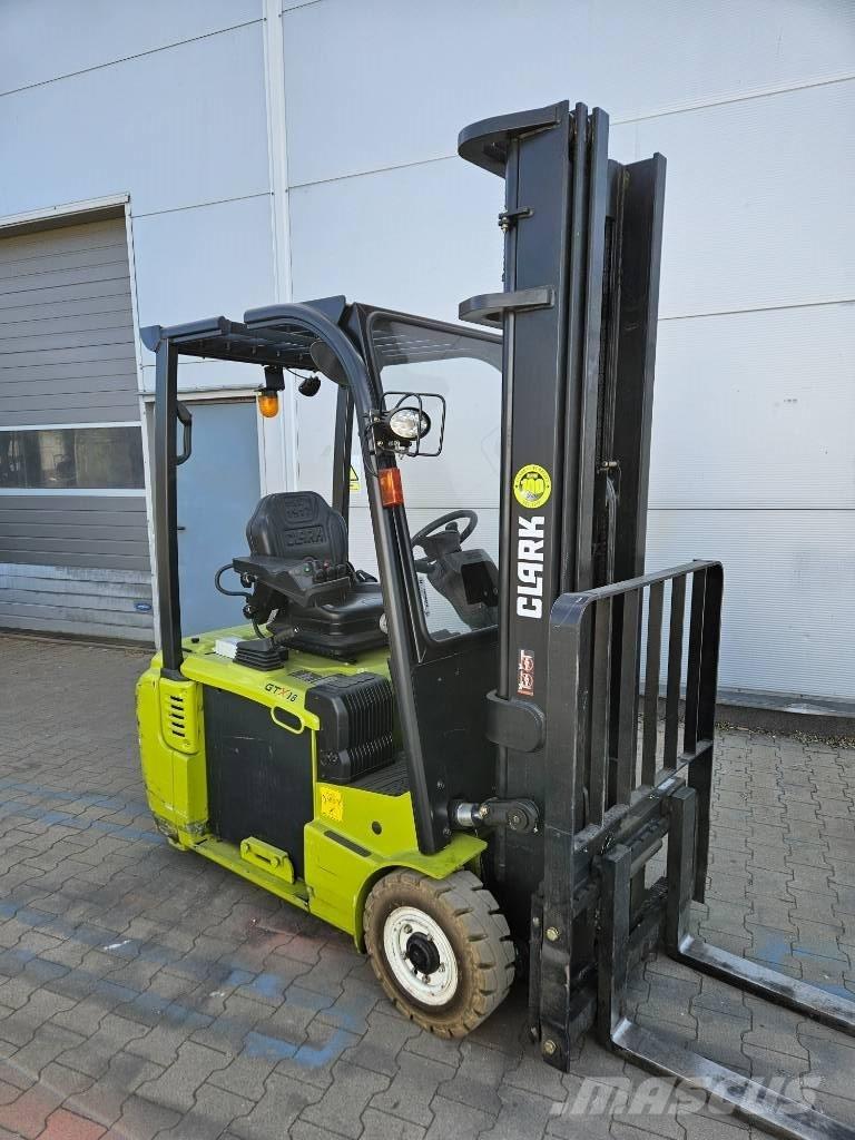 Clark GTX 18 Elektriniai šakiniai krautuvai