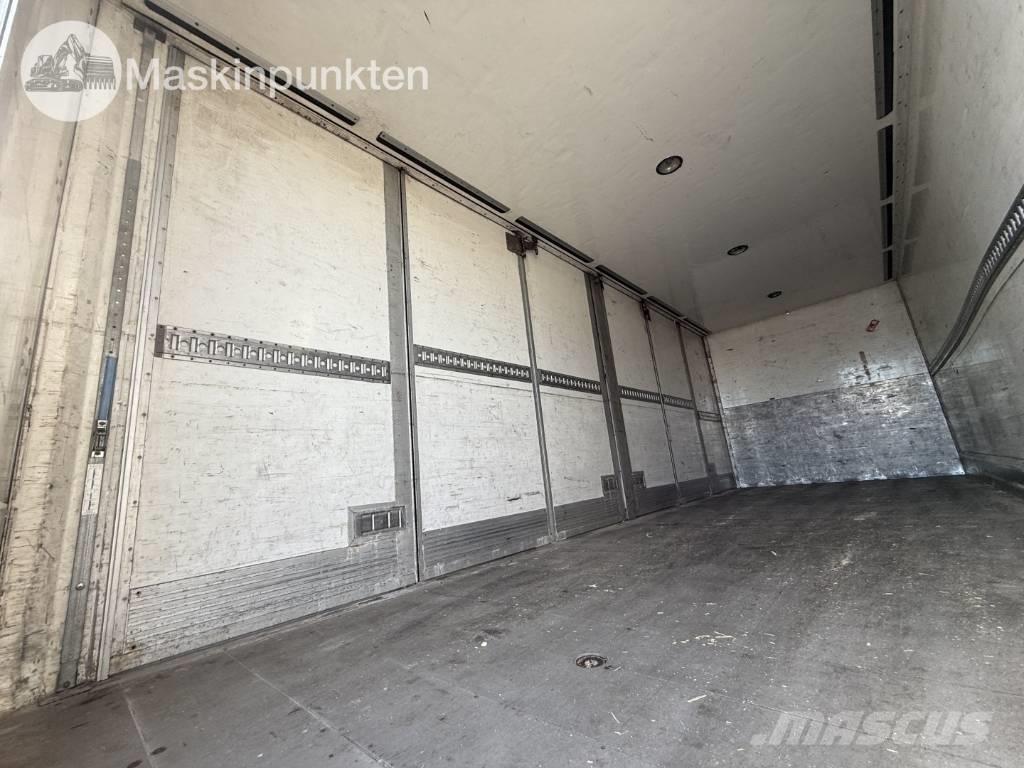 Volvo FM 460 Konteinerių nuožulnaus pakėlimo ant platformos krautuvai