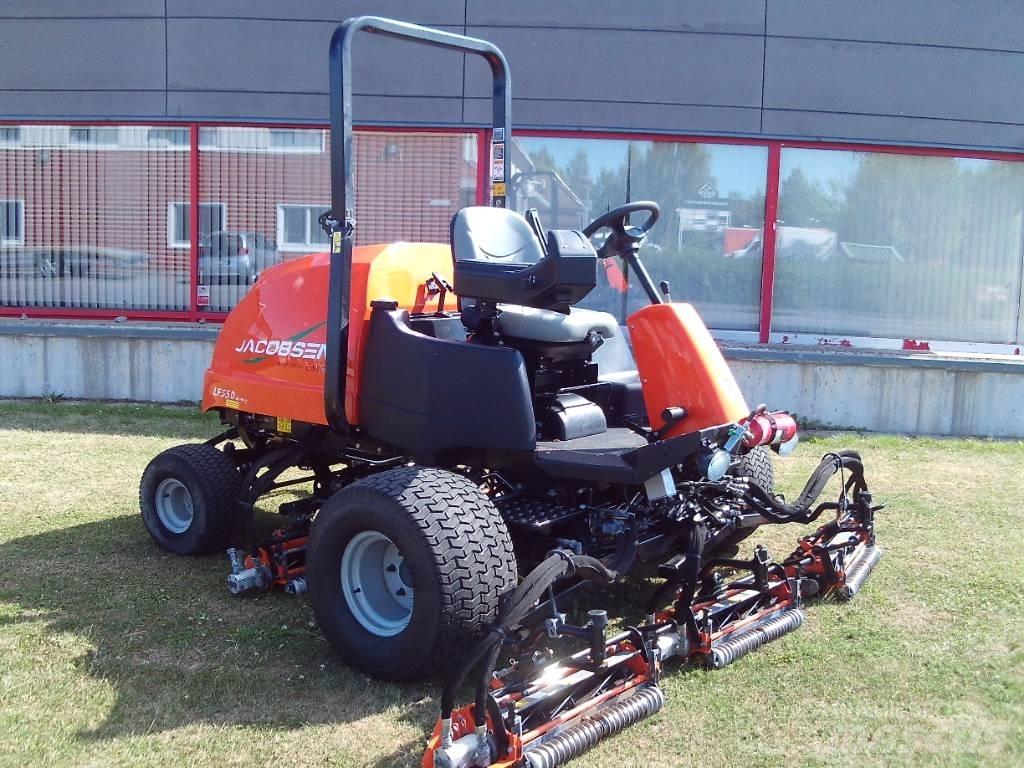 Jacobsen LF550 Savaeigės žoliapjovės