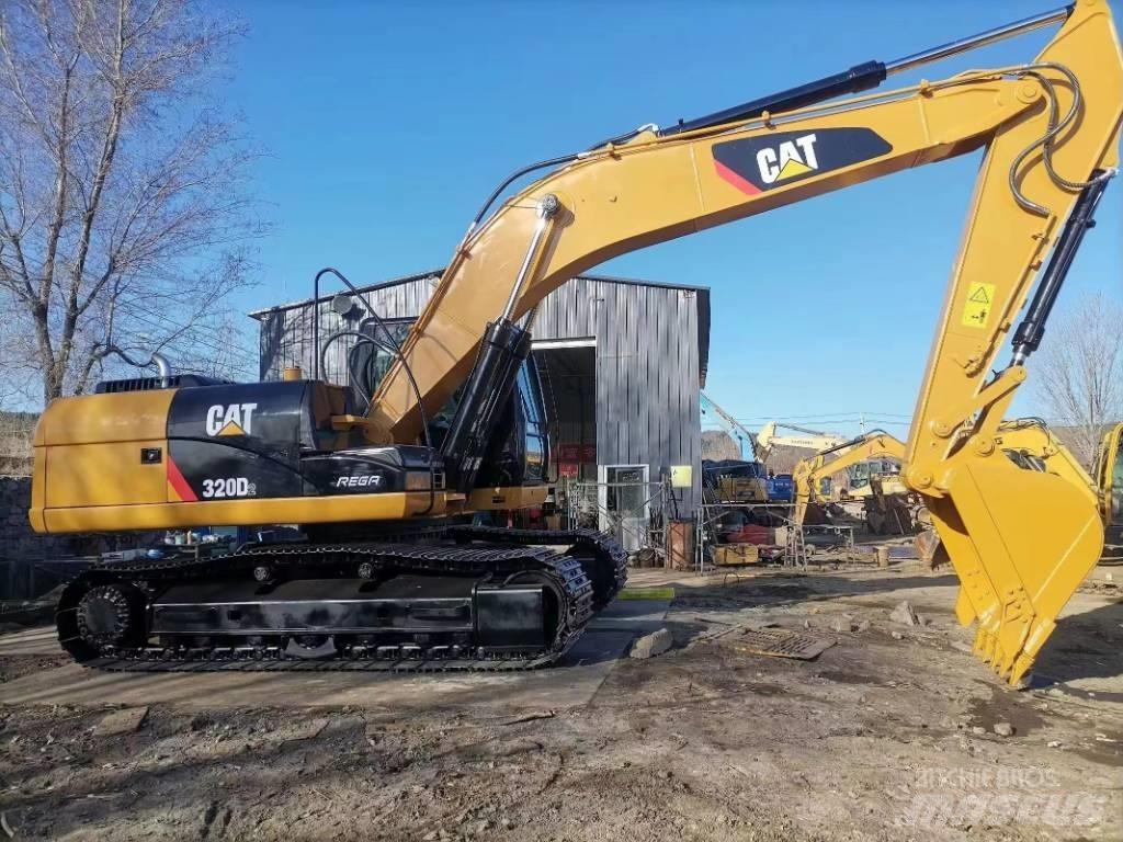 CAT 320D2 Vikšriniai ekskavatoriai