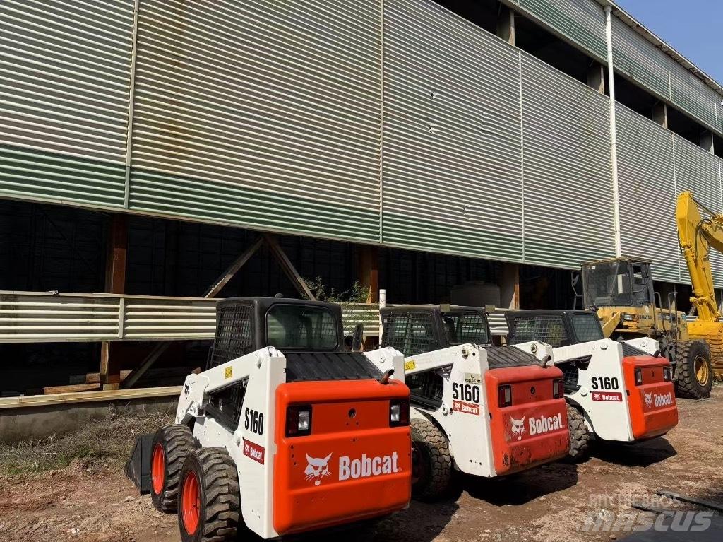 Bobcat S 160 Krautuvai su šoniniu pasukimu