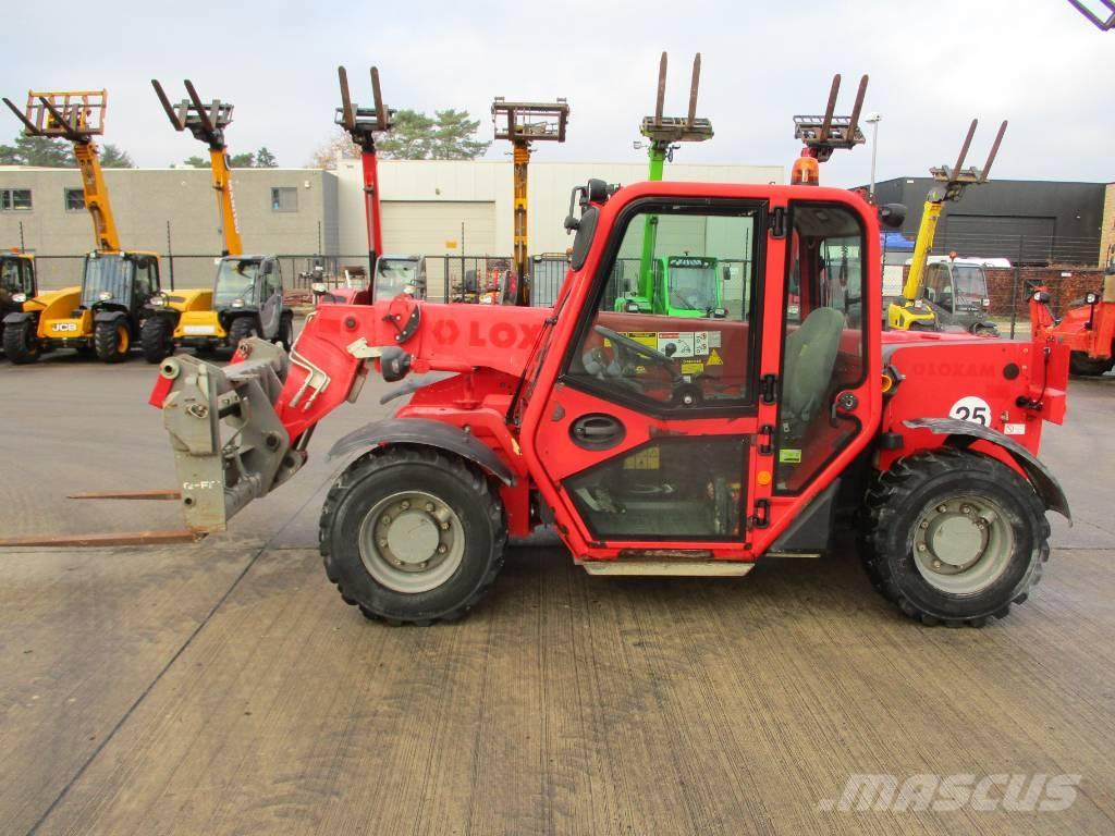 JCB 525-60 (638) Teleskopiniai krautuvai