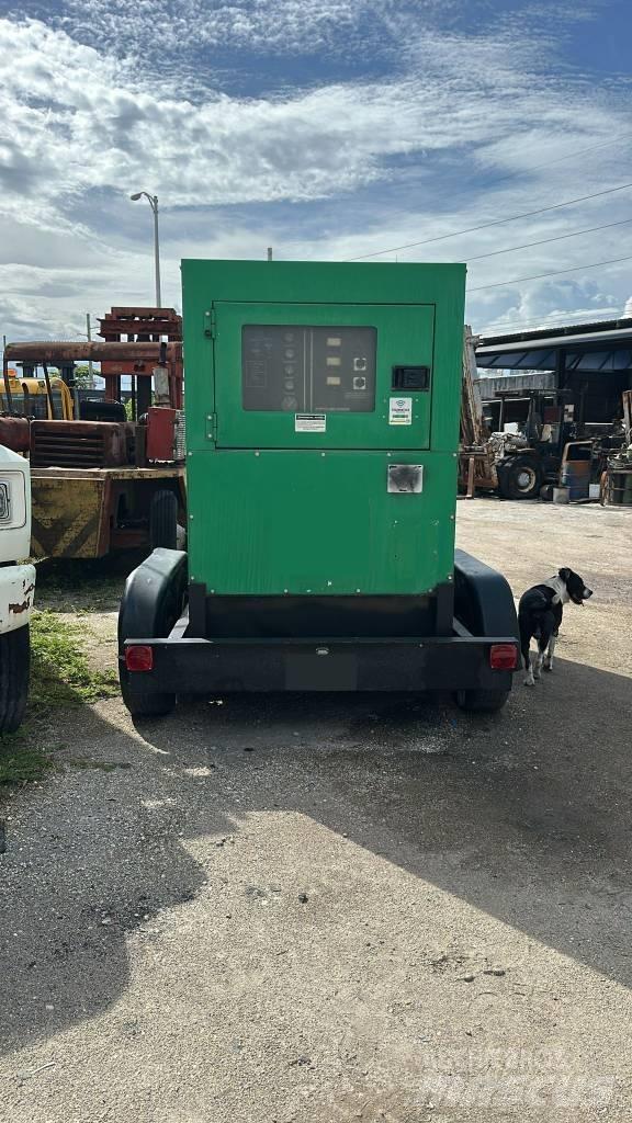 MultiQuip DCA 125 Dyzeliniai generatoriai