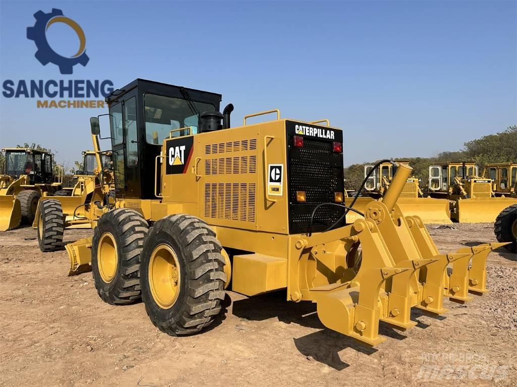 CAT 140 H Greideriai
