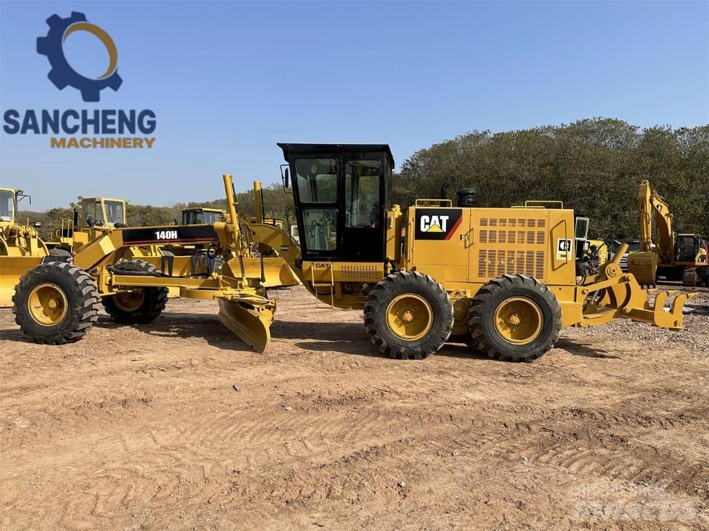 CAT 140 H Greideriai