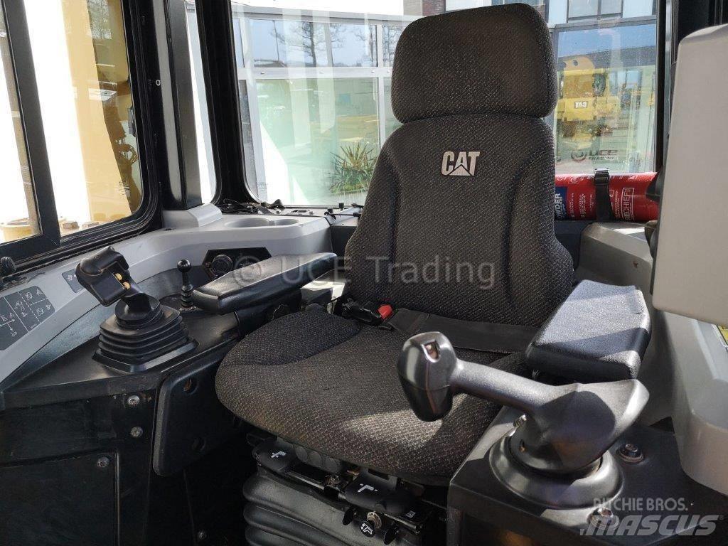 CAT D6T LGP Vikšriniai buldozeriai