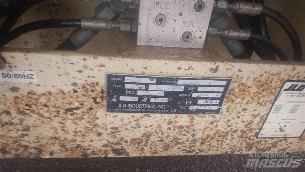 JLG 3394RT Žirkliniai keltuvai