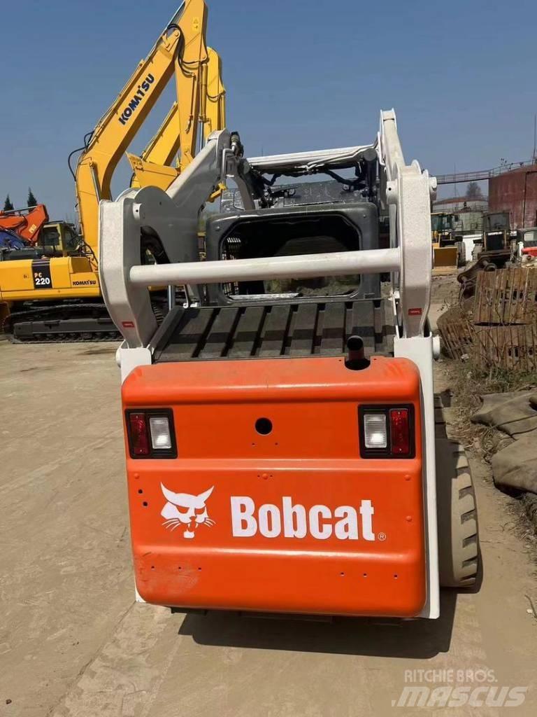 Bobcat S185 Krautuvai su šoniniu pasukimu