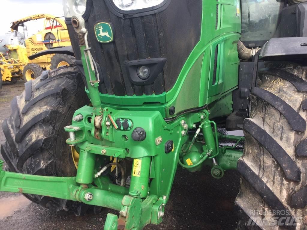 John Deere 6250R Traktoriai