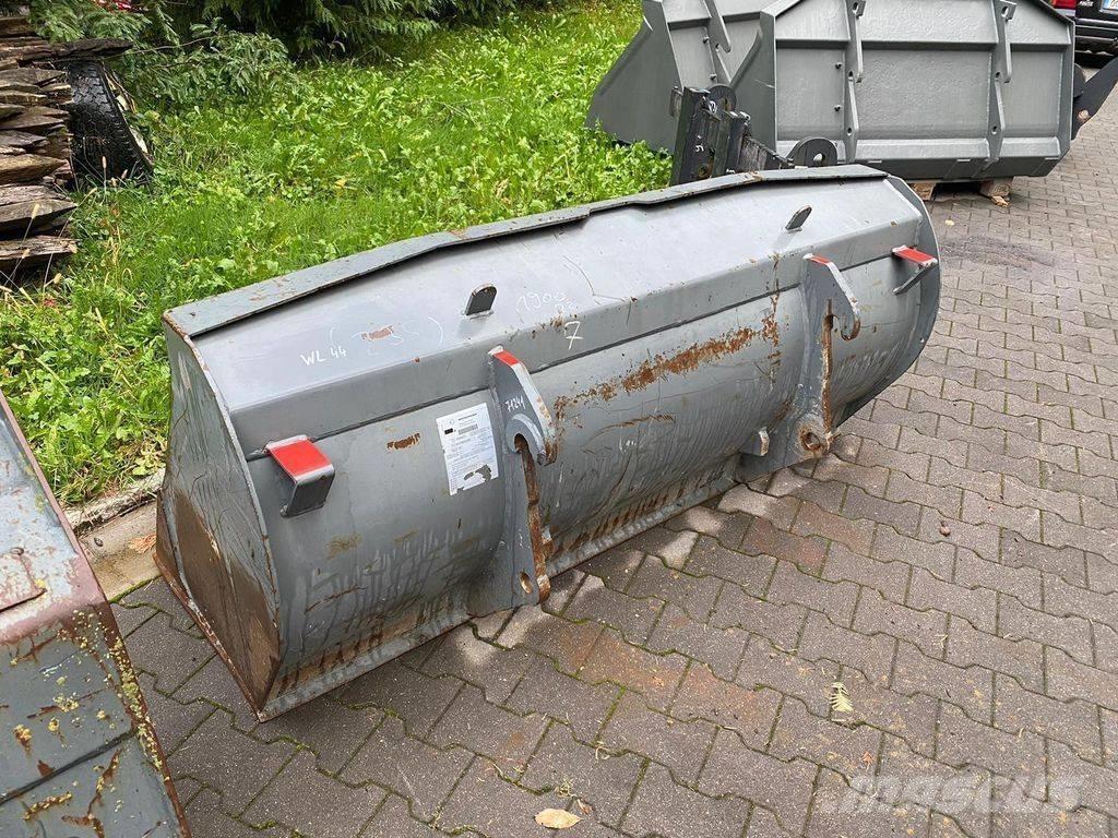 Wacker Neuson WL 44 Naudoti ratiniai krautuvai