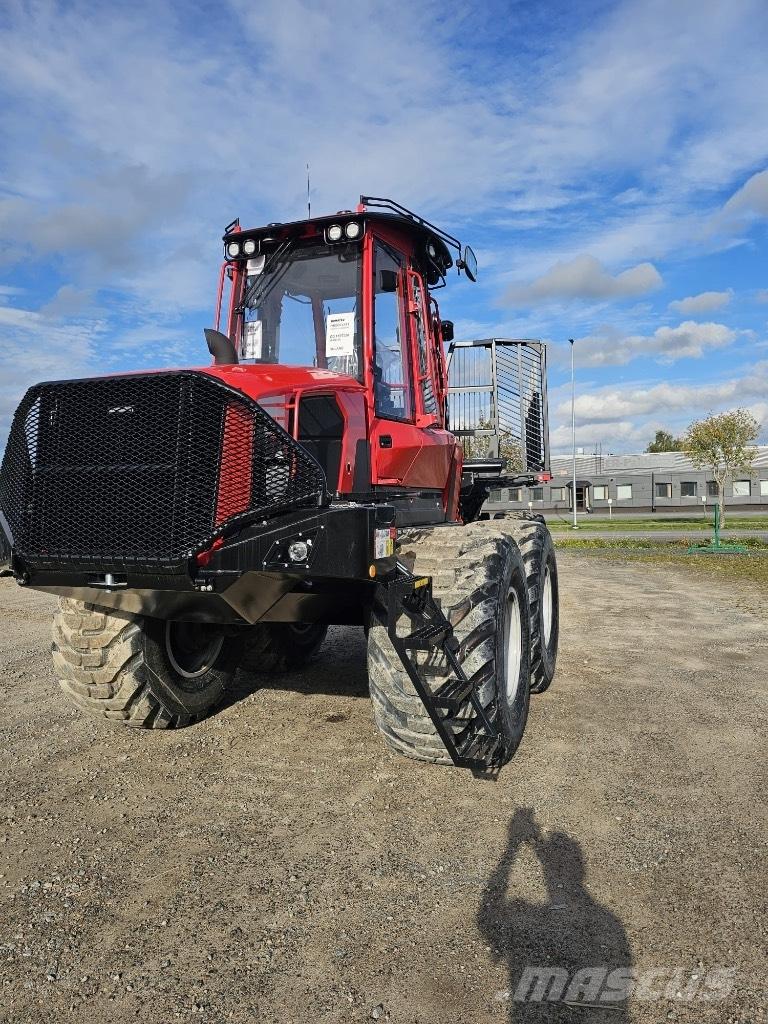 Komatsu 895 Naudoti miškovežiai (Forvarderiai)