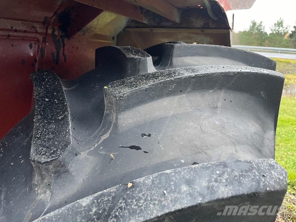 Fiatagri 100-90 DT Traktoriai