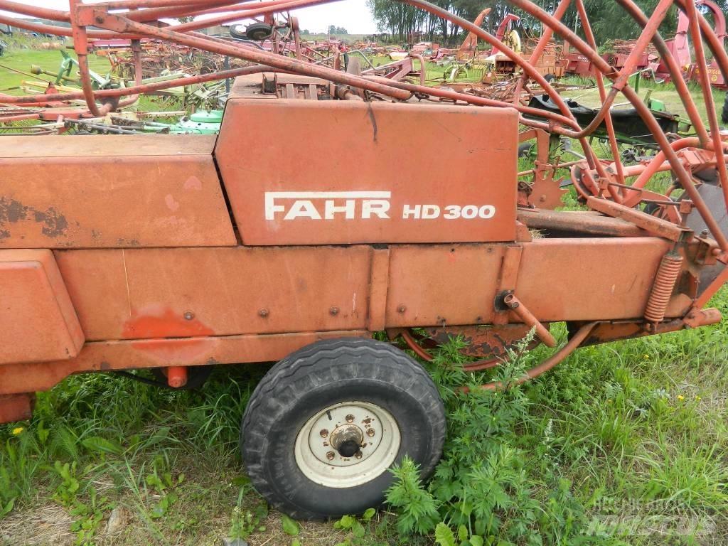 Deutz-Fahr HD300 Stačiakampių ryšulių presai