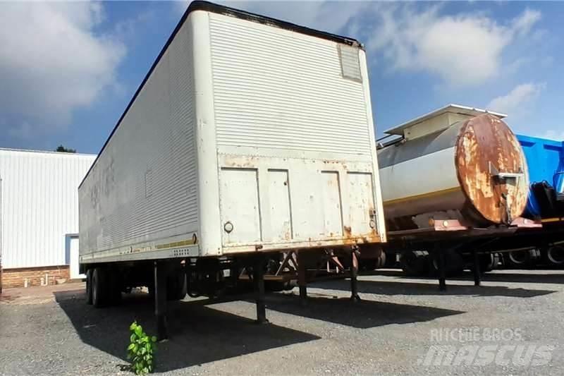  Hendred Fruehauf Kitos priekabos