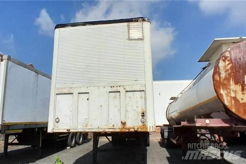  Hendred Fruehauf Kitos priekabos