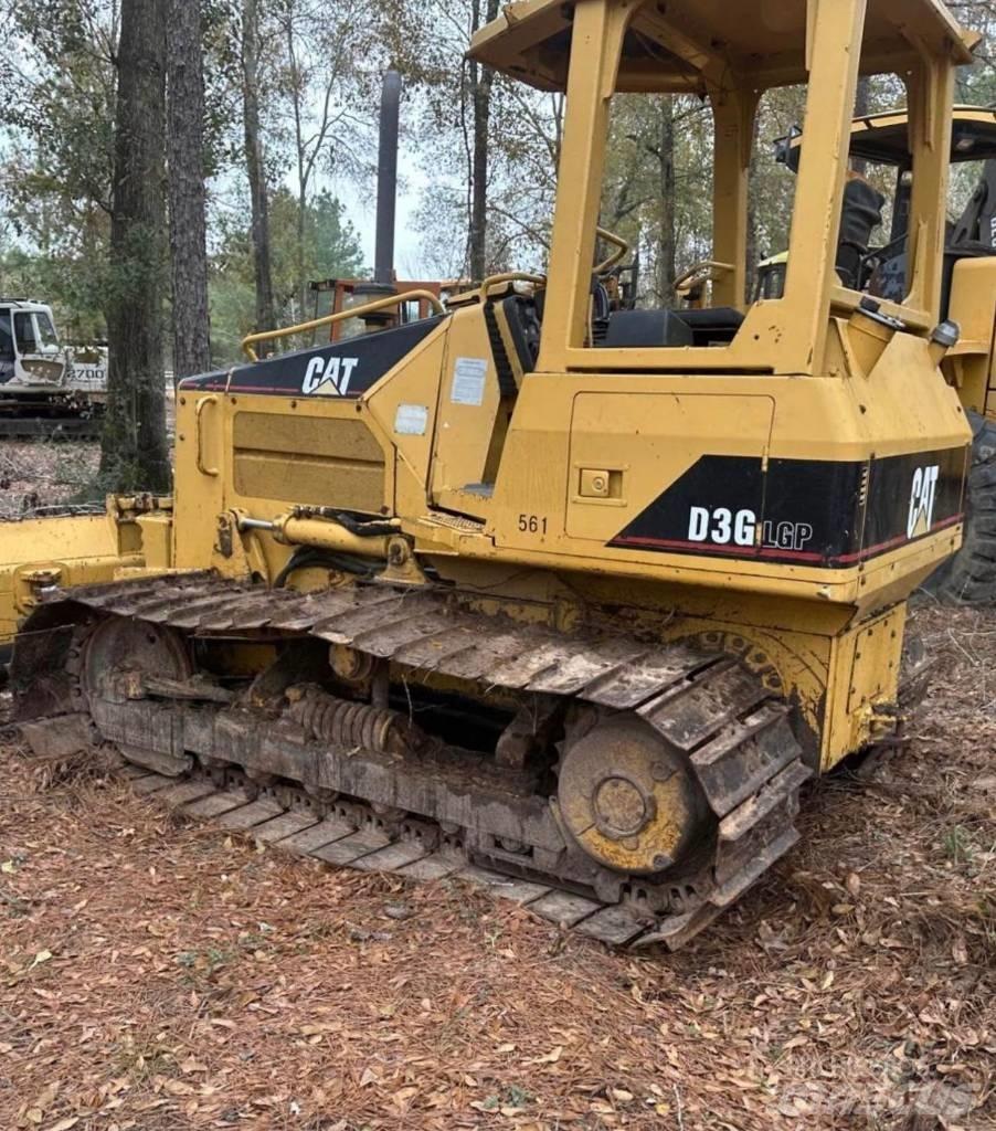 CAT D 3 G LGP Vikšriniai buldozeriai