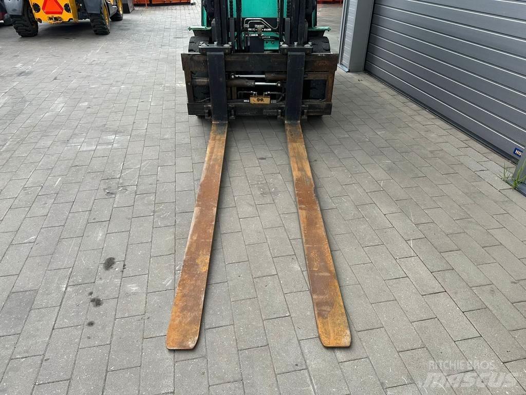Mitsubishi FD40N Dyzeliniai krautuvai