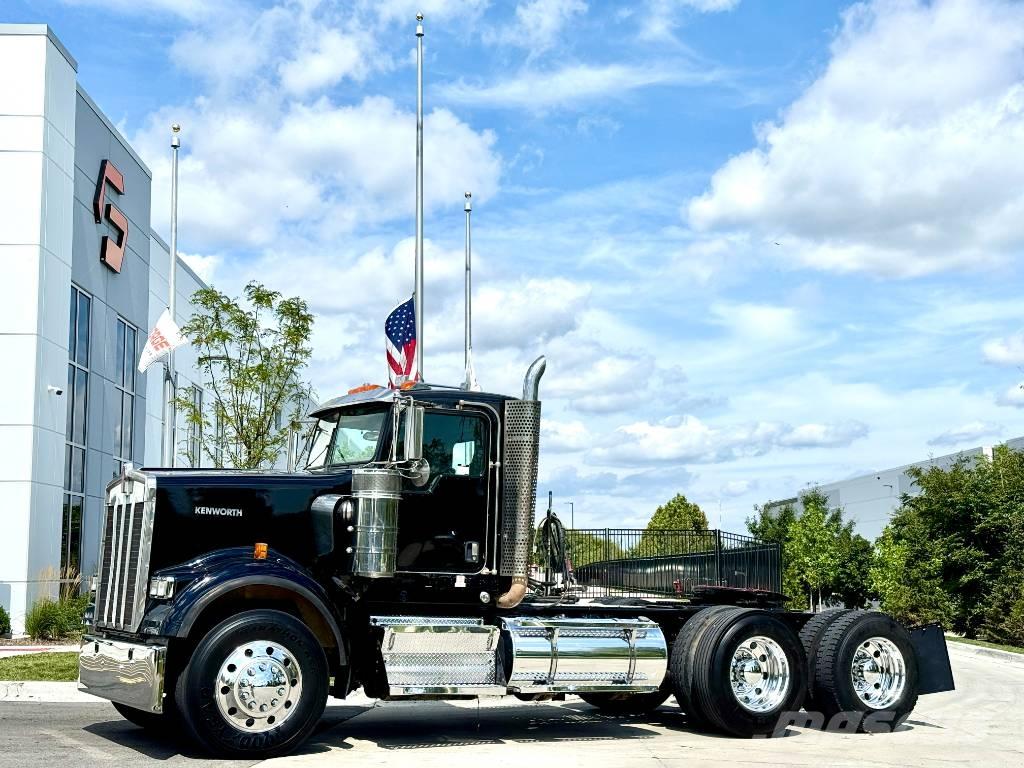 Kenworth W 900 Naudoti vilkikai