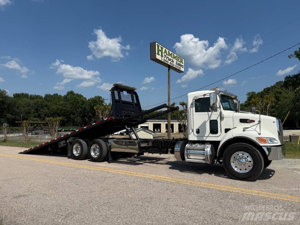 Peterbilt 348 Pagalbos kelyje automobiliai