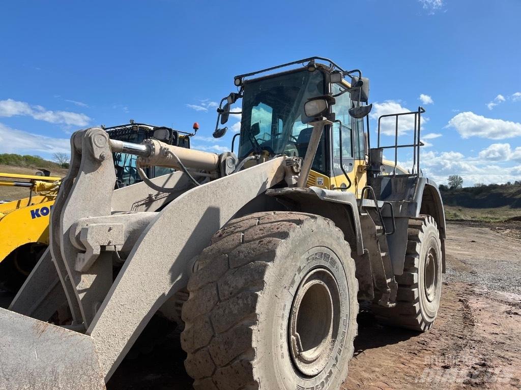 Komatsu WA 470 Naudoti ratiniai krautuvai
