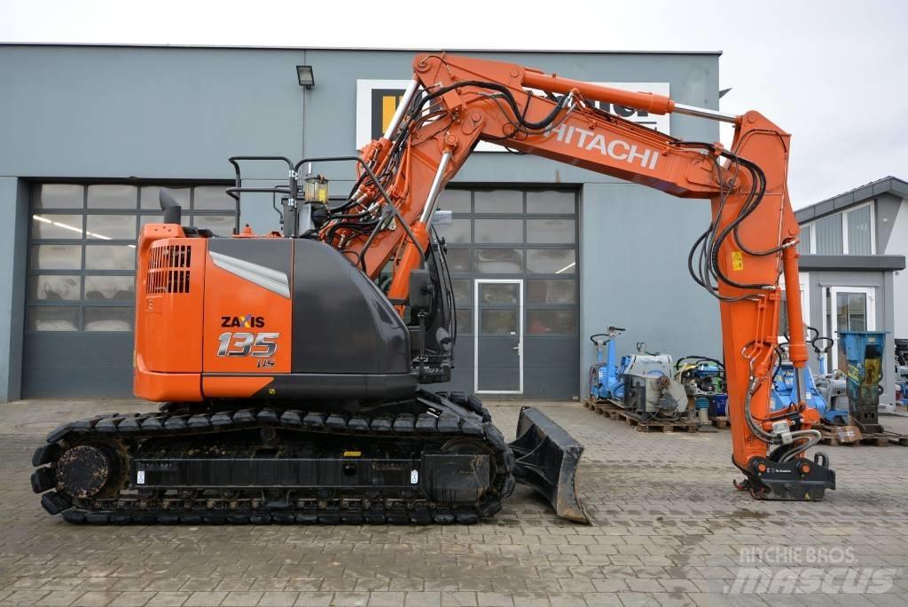 Hitachi ZX 135 US-7 Vikšriniai ekskavatoriai