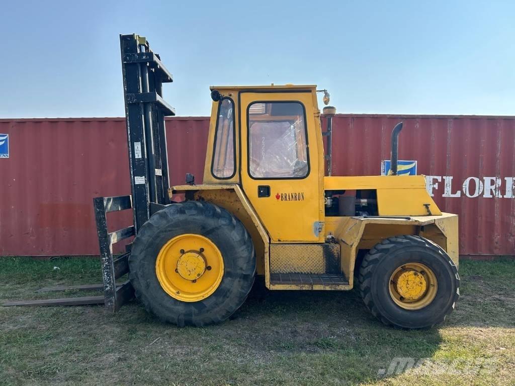 Sellick S80 Visureigiai krautuvai