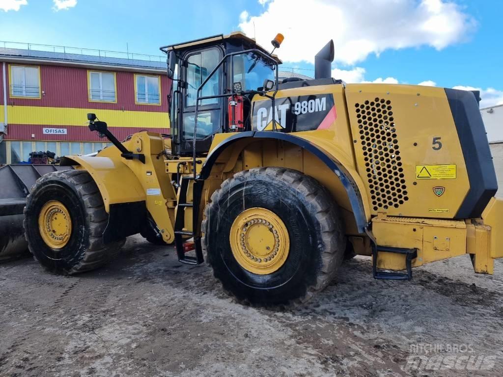 CAT 980 M Naudoti ratiniai krautuvai