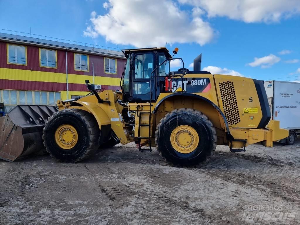 CAT 980 M Naudoti ratiniai krautuvai