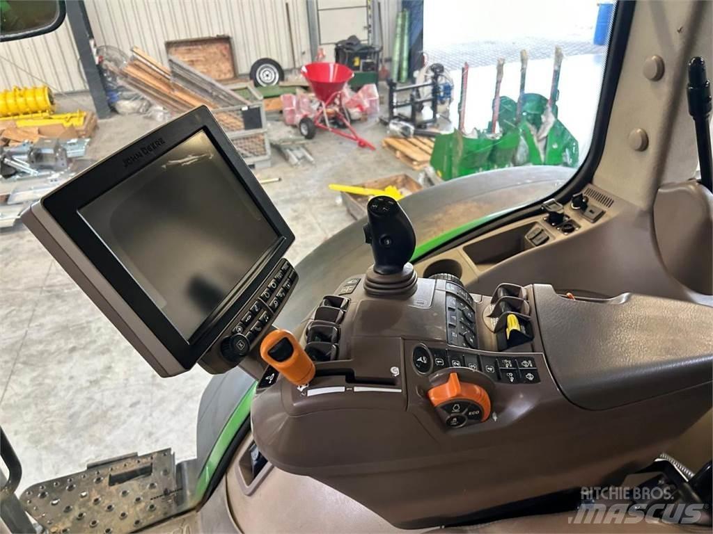 John Deere 7310R Traktoriai