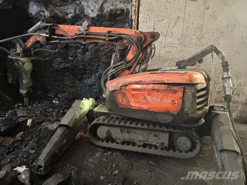 Husqvarna DXR 300 Griovimo ekskavatoriai