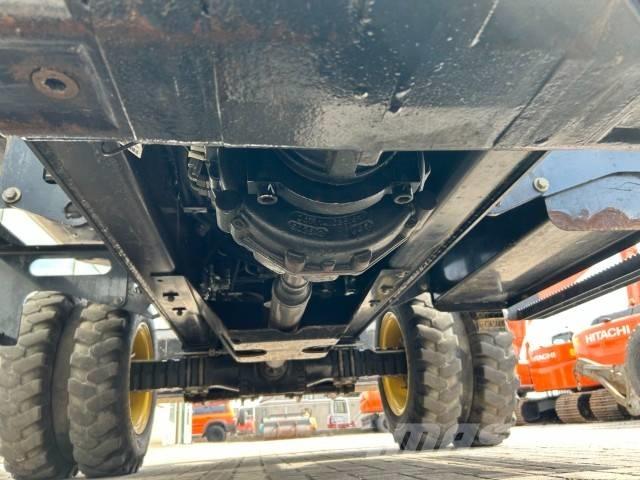 Yanmar TW 110 W Ratiniai ekskavatoriai