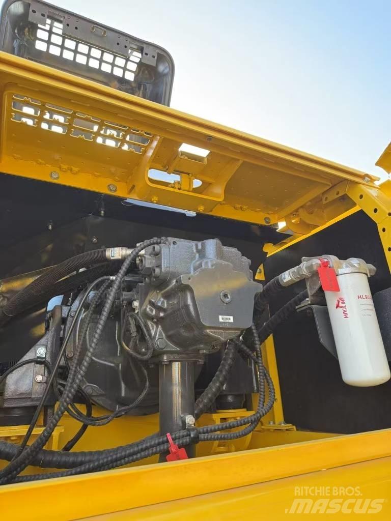 Komatsu 350LC-8 Vikšriniai ekskavatoriai