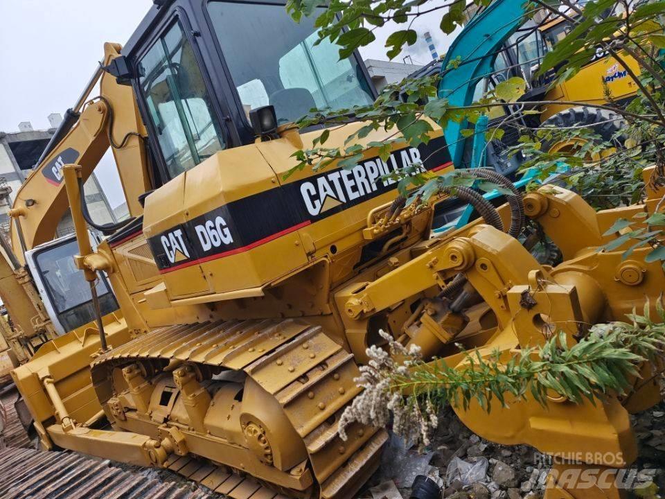 CAT D6G Vikšriniai buldozeriai