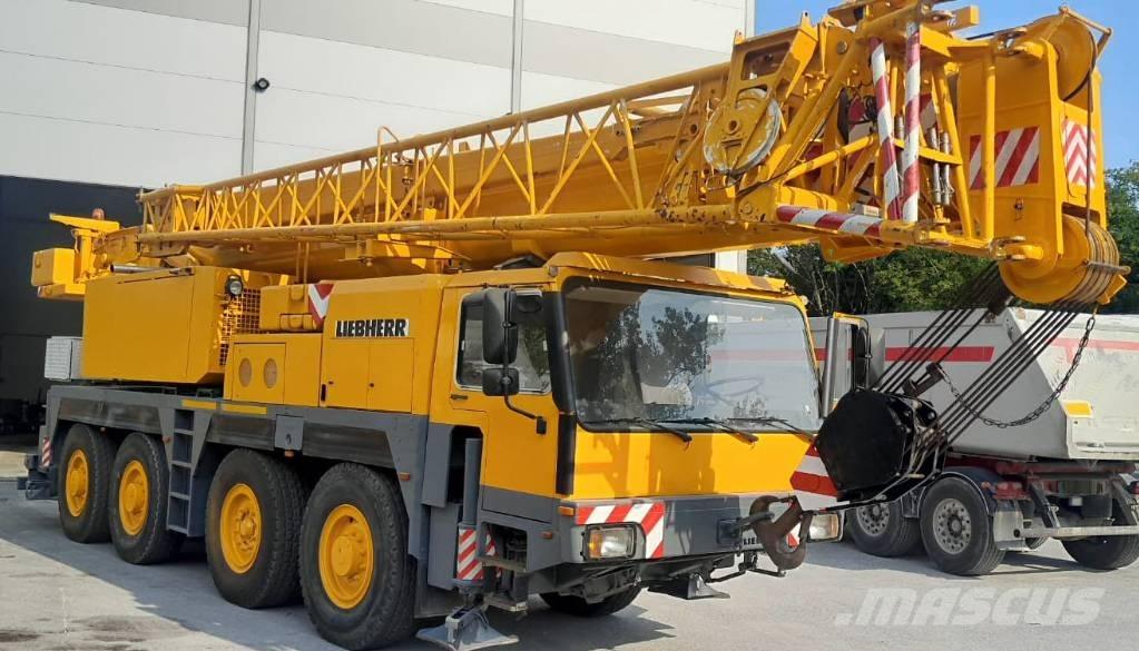Liebherr 1070/1 Visureigiai kranai