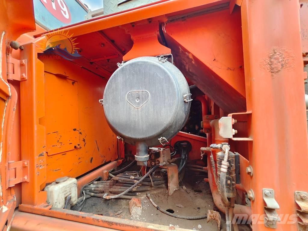Doosan DX 300 LC Vikšriniai ekskavatoriai