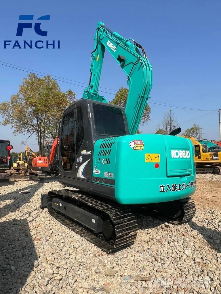 Kobelco SK 75 Vidutinės galios ekskavatoriai 7-12 t