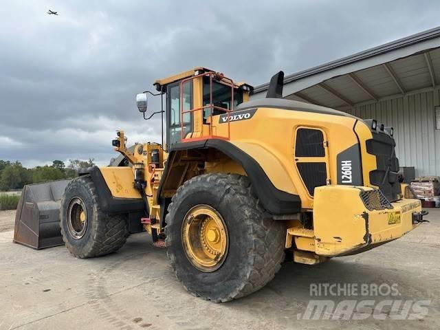 Volvo L 260 H Naudoti ratiniai krautuvai