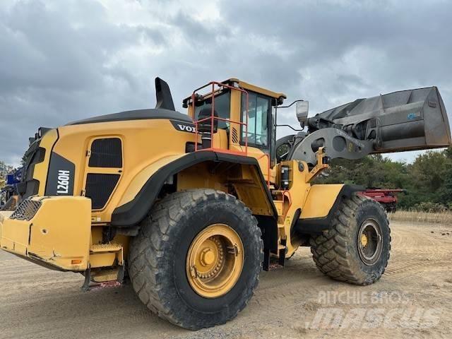 Volvo L 260 H Naudoti ratiniai krautuvai