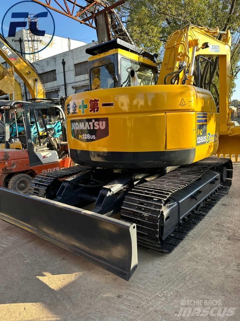 Komatsu PC 128 US Vikšriniai ekskavatoriai