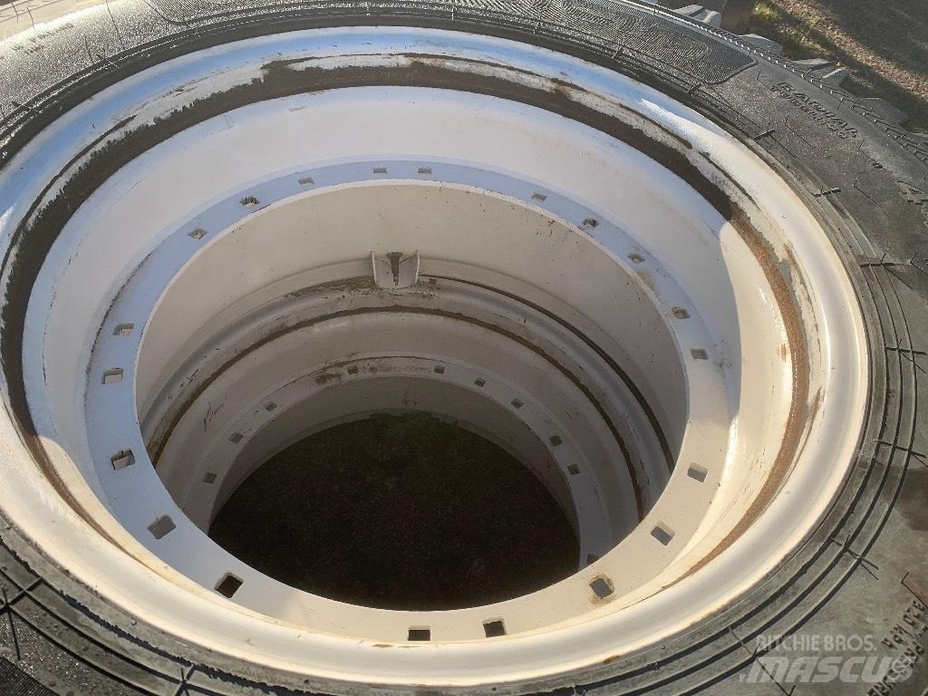 Nokian 16.9 R28 Padangos, ratai ir ratlankiai
