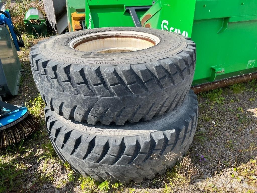 Nokian 16.9 R28 Padangos, ratai ir ratlankiai