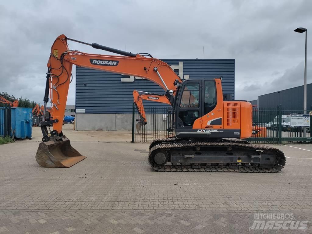 Develon DX235LCR-7 Vikšriniai ekskavatoriai