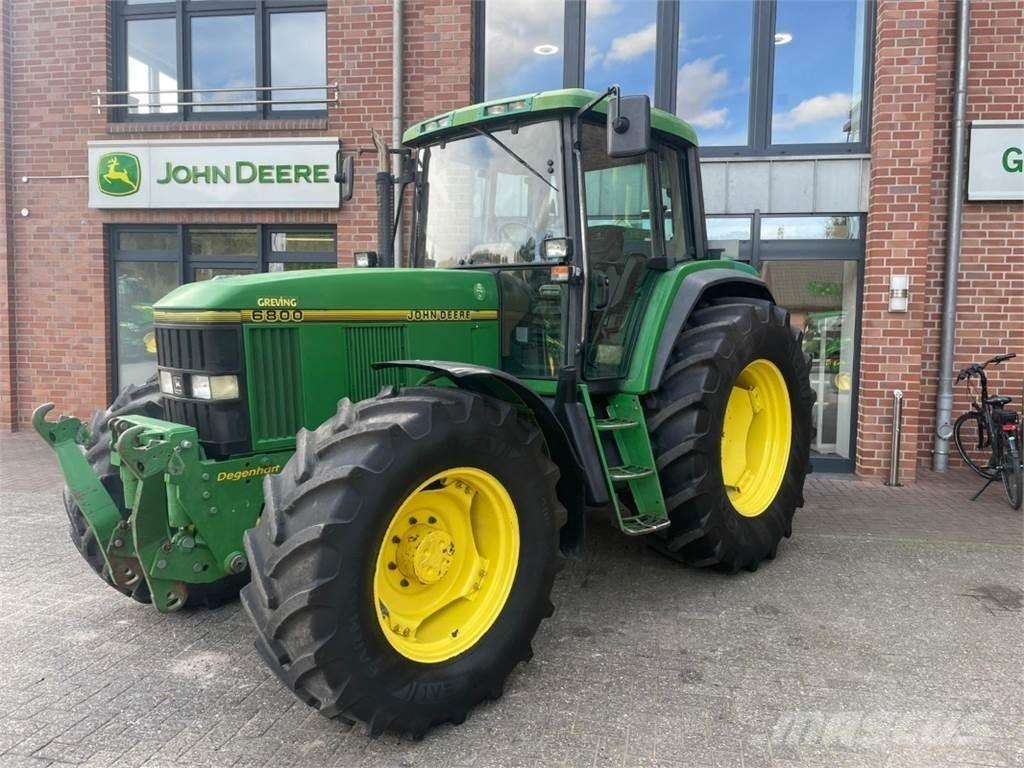 John Deere 6800 Traktoriai