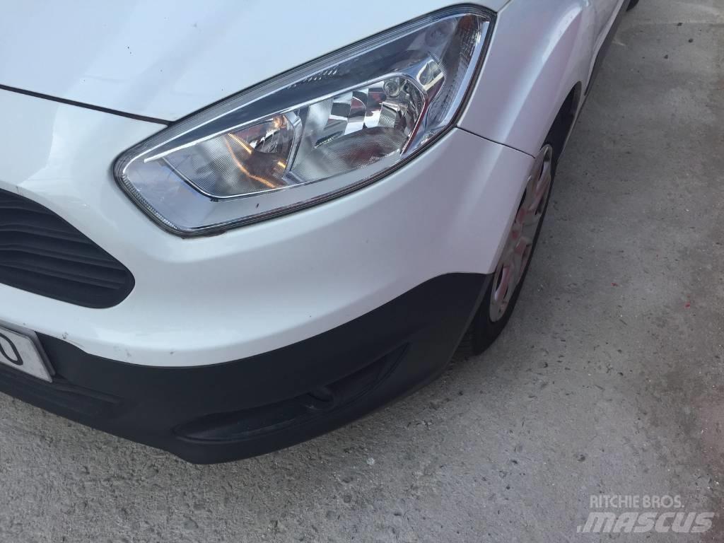 Ford Courier Furgonai