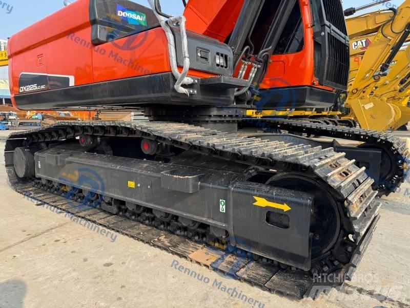 Doosan DX 225 LC-9C Vikšriniai ekskavatoriai